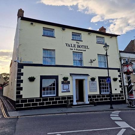 The Vale Hotel Cricklade Exterior photo