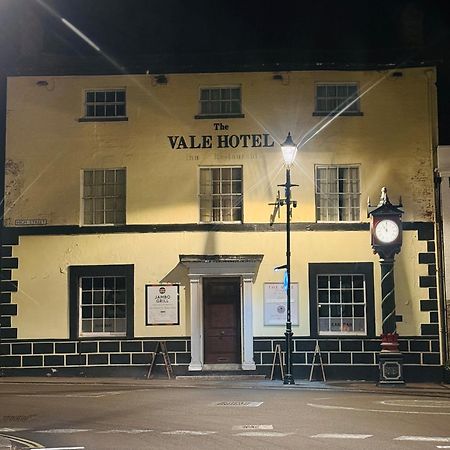 The Vale Hotel Cricklade Exterior photo